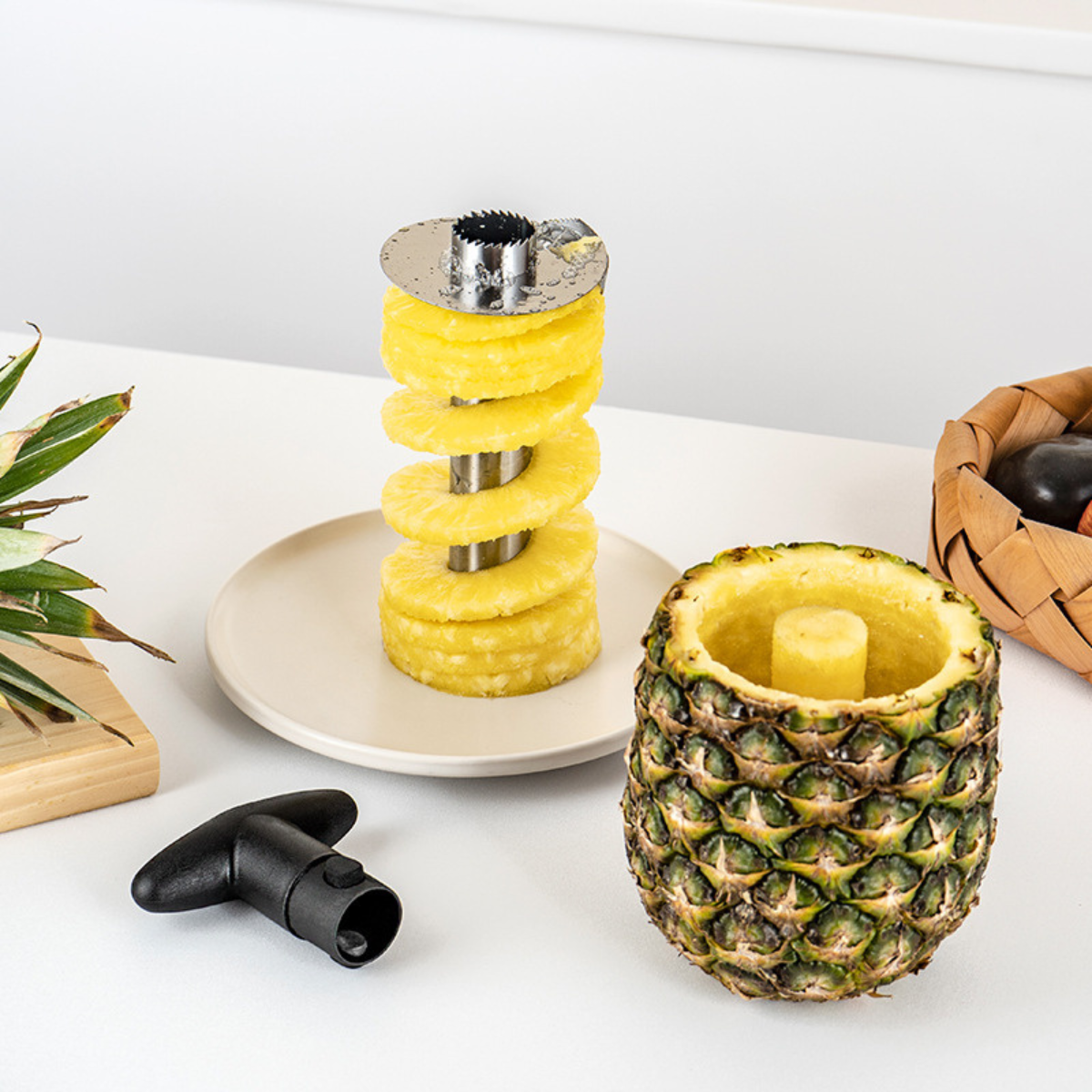 PineCore™ Pineapple Slicer